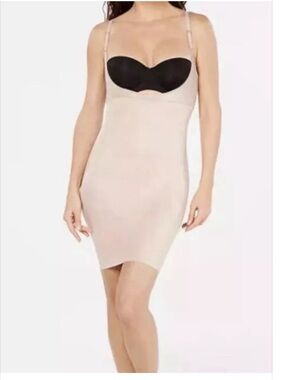 Spanx Open Bust Full Slip in Foundation Size XS Style 10178R Neutral Shapewear